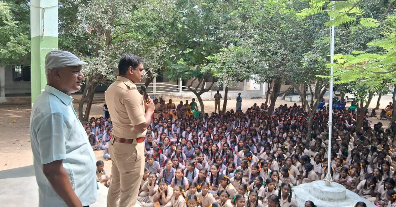 கண்டாச்சிபுரம் அரசு பெண்கள் மேல்நிலைப் பள்ளியில் சர்வதேச பெண் குழந்தைகள் தினம் கொண்டாடப்பட்டது.