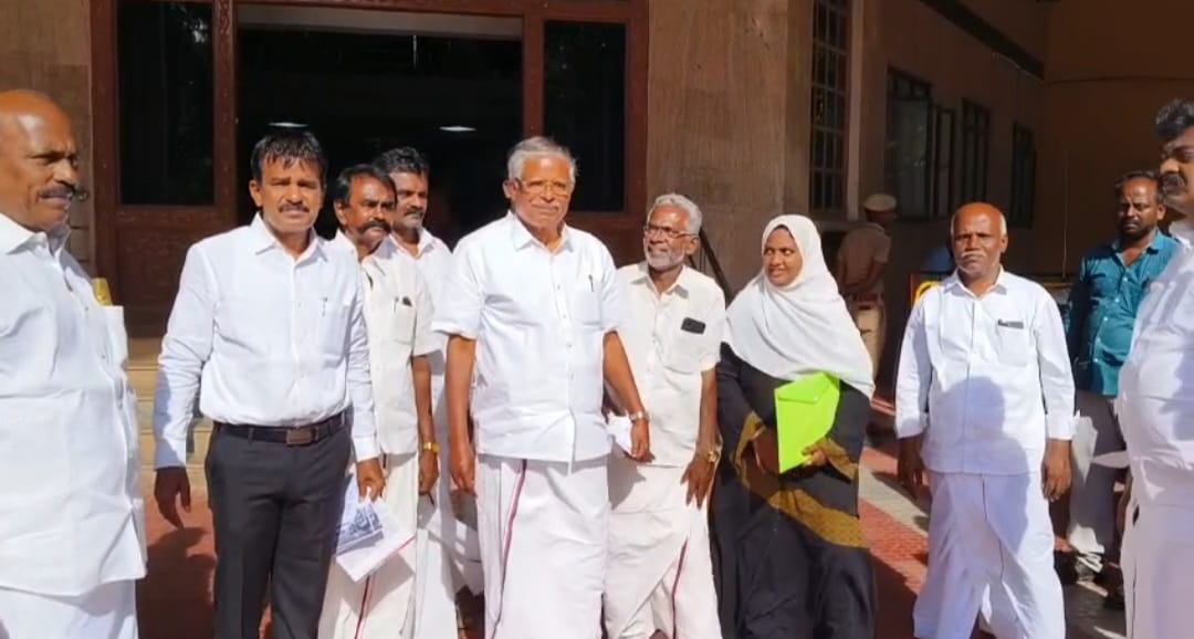 திருநெல்வேலி மாவட்டத்தை, வறட்சி மாவட்டமாக, அறிவிக்க வேண்டும்! மாவட்ட ஆட்சித்தலைவரிடம், முன்னாள் சபாநாயகர் வலியுறுத்தல்