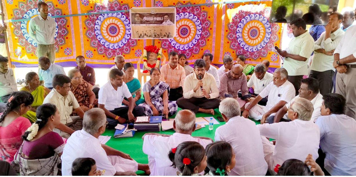 ஈரோடு மாவட்டம் குளூர் ஊராட்சியில் நடைபெற்ற கிராம சபை கூட்டம்