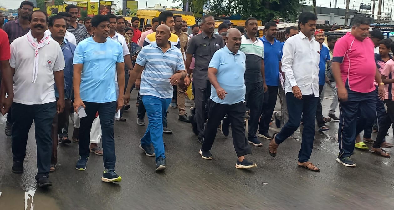 அமைச்சர் K.S. மஸ்தான் அவர்கள் நடப்போம் நலம் பெறுவோம் Health walk நடைப்பயிற்சியை கொடியசைத்து துவங்கி வைத்தார்